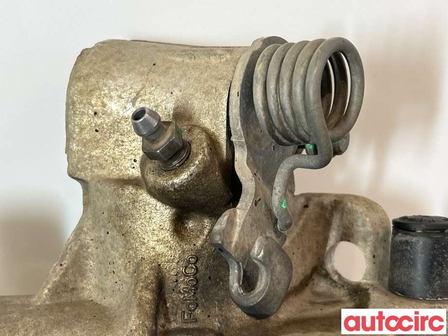 Bremsecaliper høyre bak til Ford Transit Connect 2018-->> Type II, Fase 2  (FORD|2210213|)