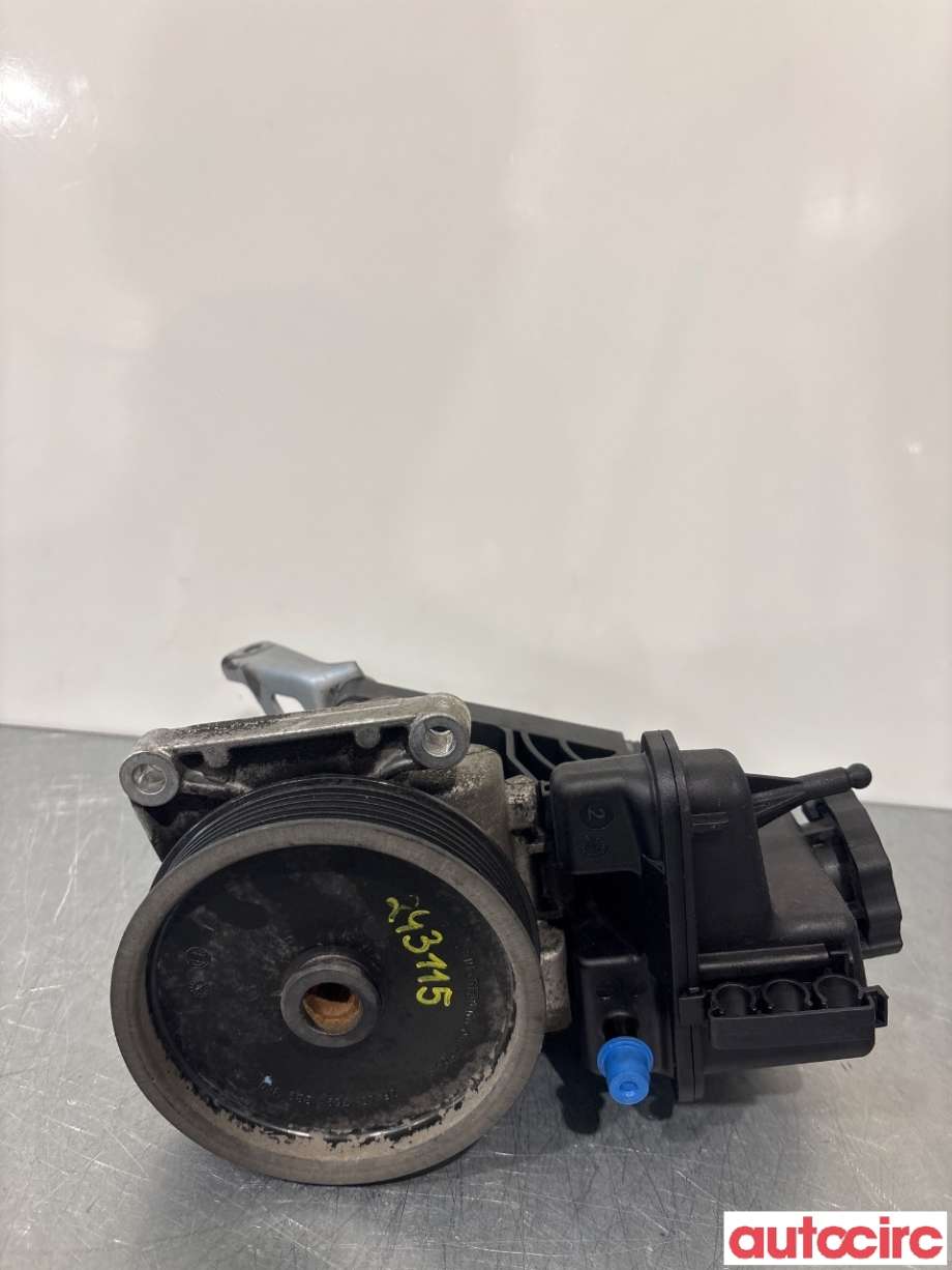 Servo pumpe mekanisk til Mercedes C-Klasse, 2011-2014 (Fase 2) (W204) (W204) (MERCEDES|A0064661501)