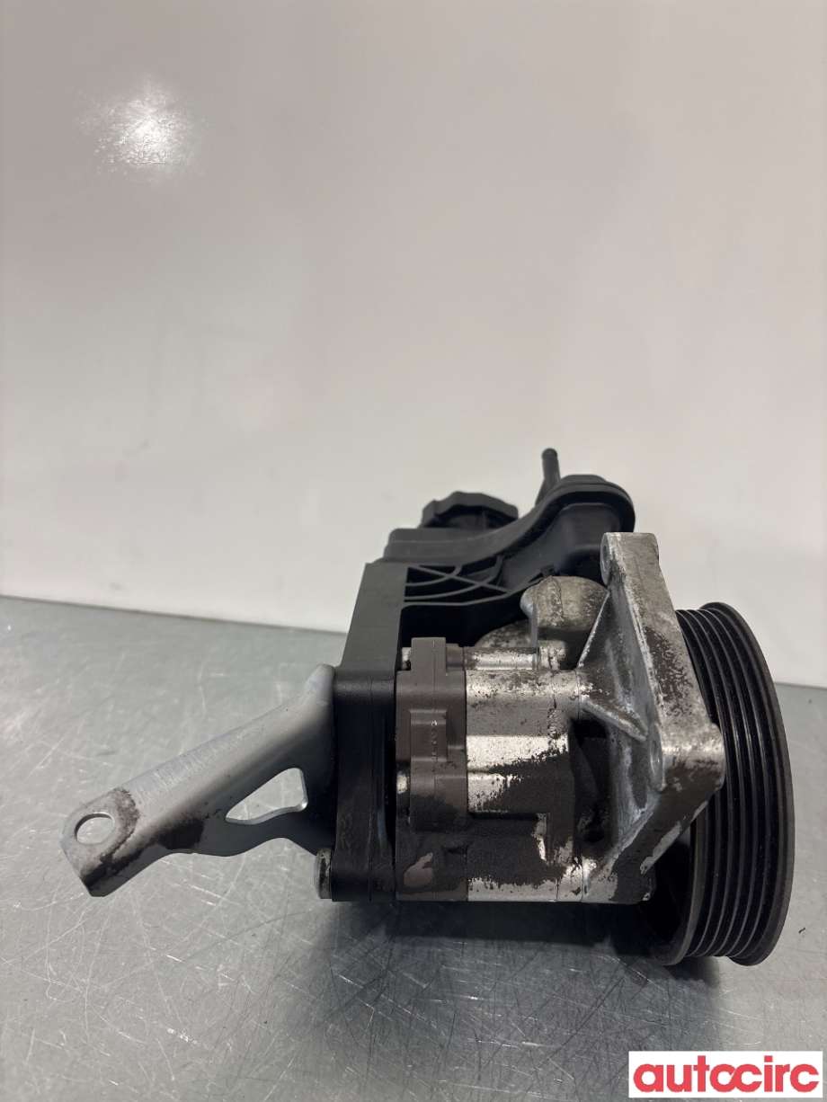 Servo pumpe mekanisk til Mercedes C-Klasse 2011-2014 (Fase 2) (W204) (W204) (MERCEDES|A0064661501|7693900509)