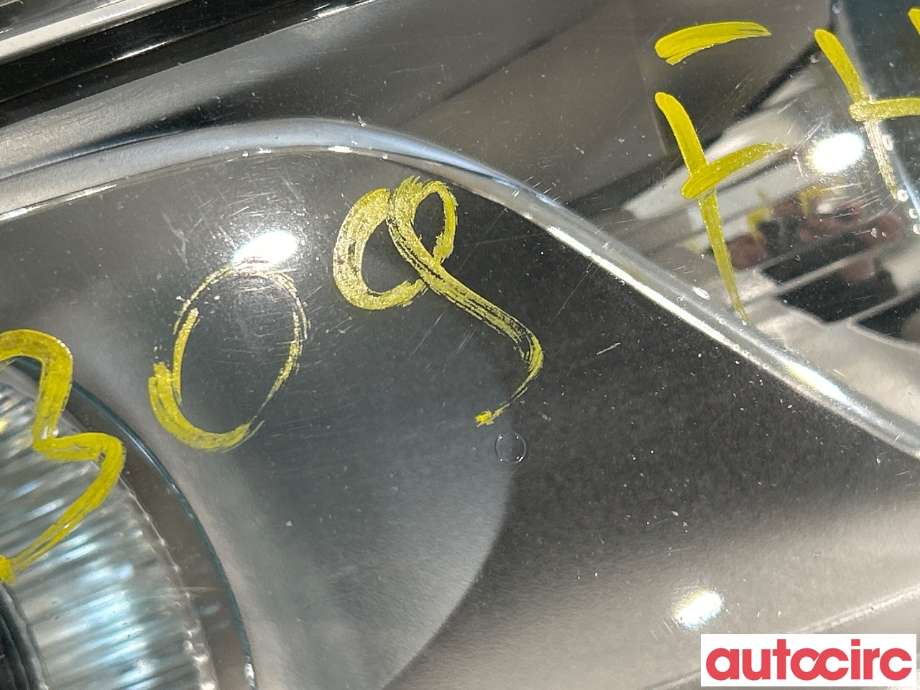 Frontlykt høyre xenon til Kia Soul 2014-2019 (Type II) (KIA|92102E40201D|)