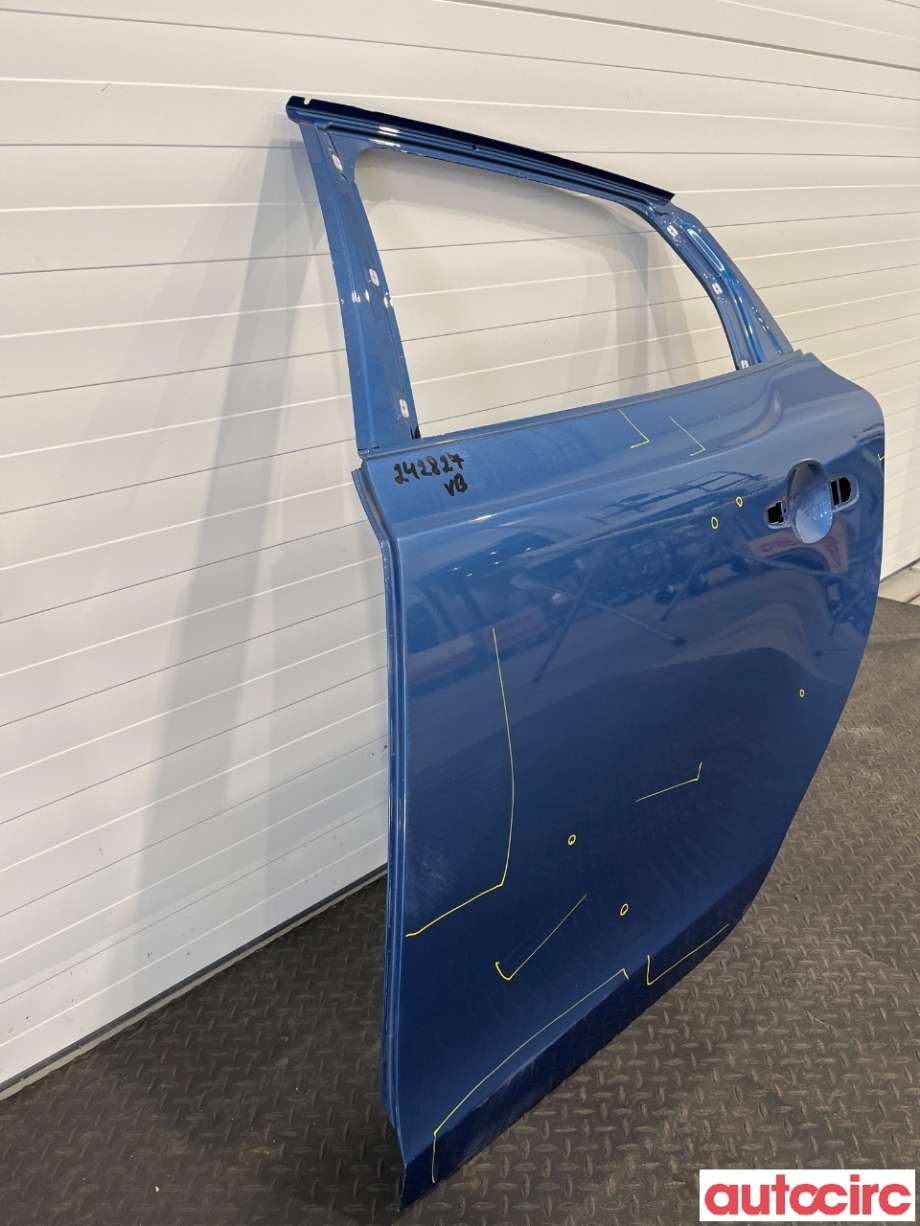Dør venstre bak til Volvo V40 2012-2019  (VOLVO|32321999)
