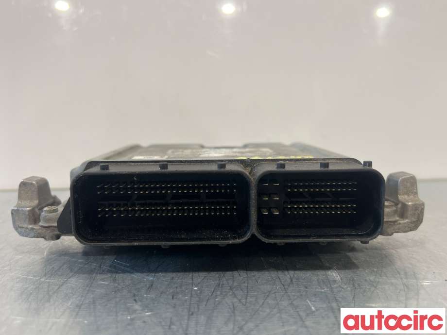 Styreenhet motor til Mercedes C-Klasse 2014-2018 (Fase 1) (W205) (W205) (MERCEDES|A2749000800|0261S08785)