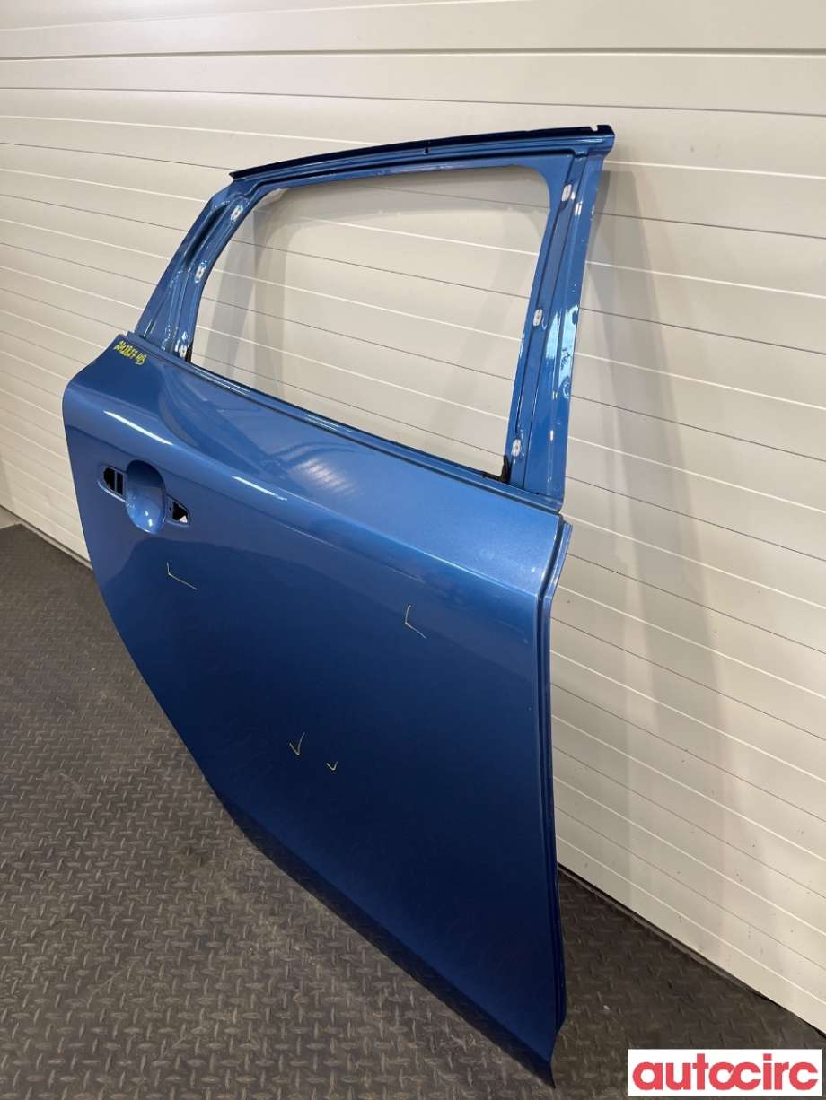 Dør høyre bak til Volvo V40 2012-2019  (VOLVO|32351000)