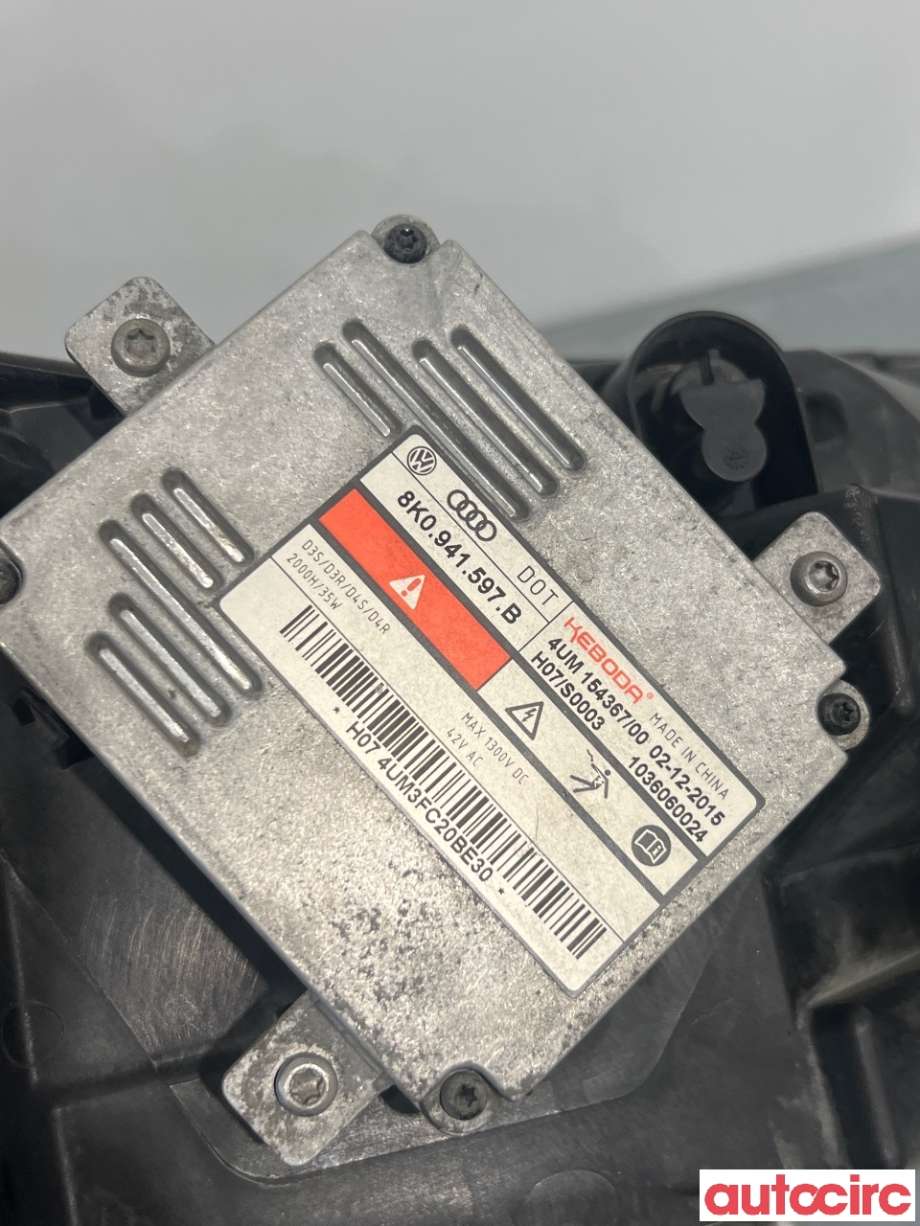 Frontlykt venstre halogen til Škoda Superb 2015-->> (Type III)  (SKODA|3V1941017B|1ZS011939-25|3V1941015B)