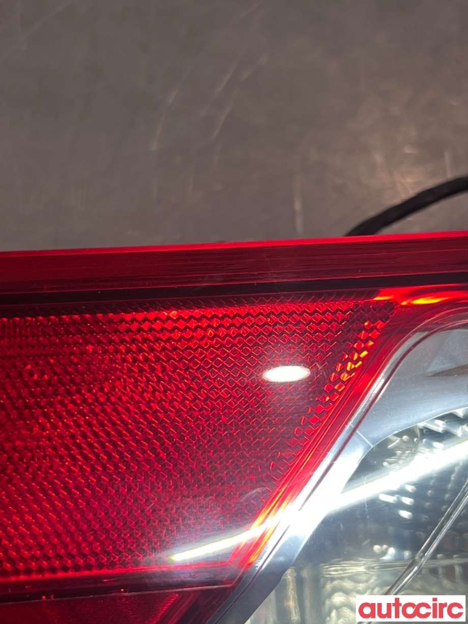 Baklykt venstre til Ford Transit Connect 2018-->> Type II, Fase 2  (FORD|2390056|DT11-13405-AD)