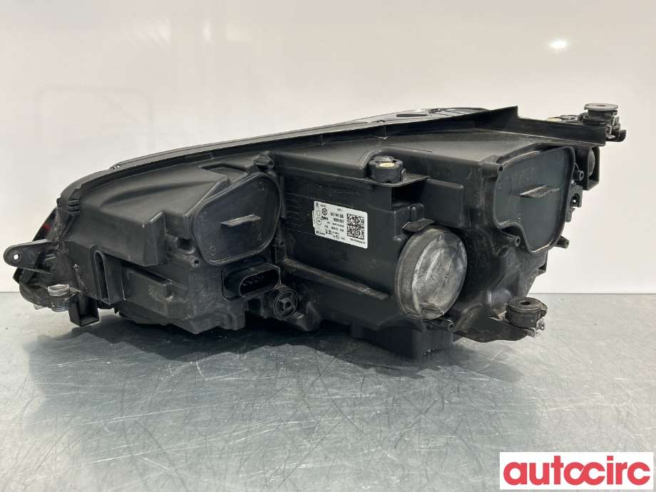 Frontlykt høyre halogen til VW e-Golf 2014-2017 (Fase 1) (VOLKSWAGEN|5GE941774|5GE941036)