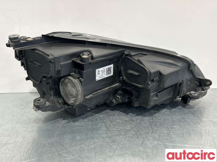 Frontlykt venstre halogen til VW e-Golf 2014-2017 (Fase 1)  (VOLKSWAGEN|5GE941773|5GE941035)