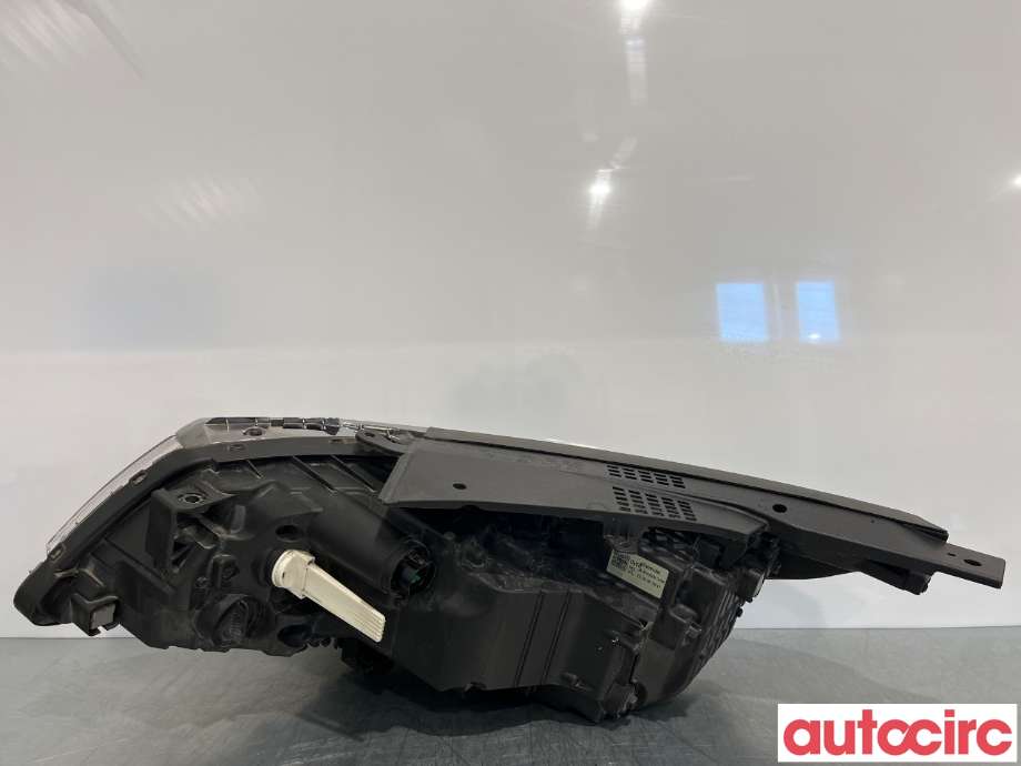 Frontlykt høyre halogen til Kia Optima 2017-2020  (KIA|92102D4300)
