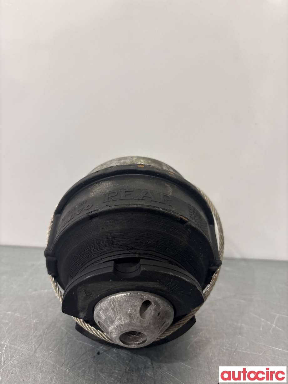 Motorfeste til Volvo XC70, 2005-2007 (Type I, Fase 2)  (VOLVO|30741397)