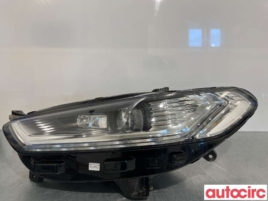 Frontlykt venstre halogen til Ford Mondeo, 2014-2019 (Type V, Fase 1)  (FORD|2519157)