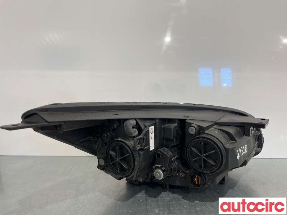 Frontlykt venstre halogen til Kia Soul 2014-2019 (Type II) (KIA|92101E40101D)