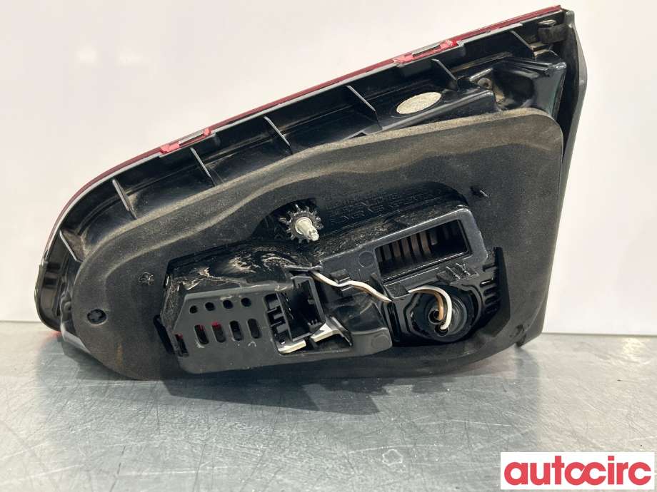 Baklykt venstre indre til VW e-Golf 2014-2017 (Fase 1) (VOLKSWAGEN|5G0945307F|)