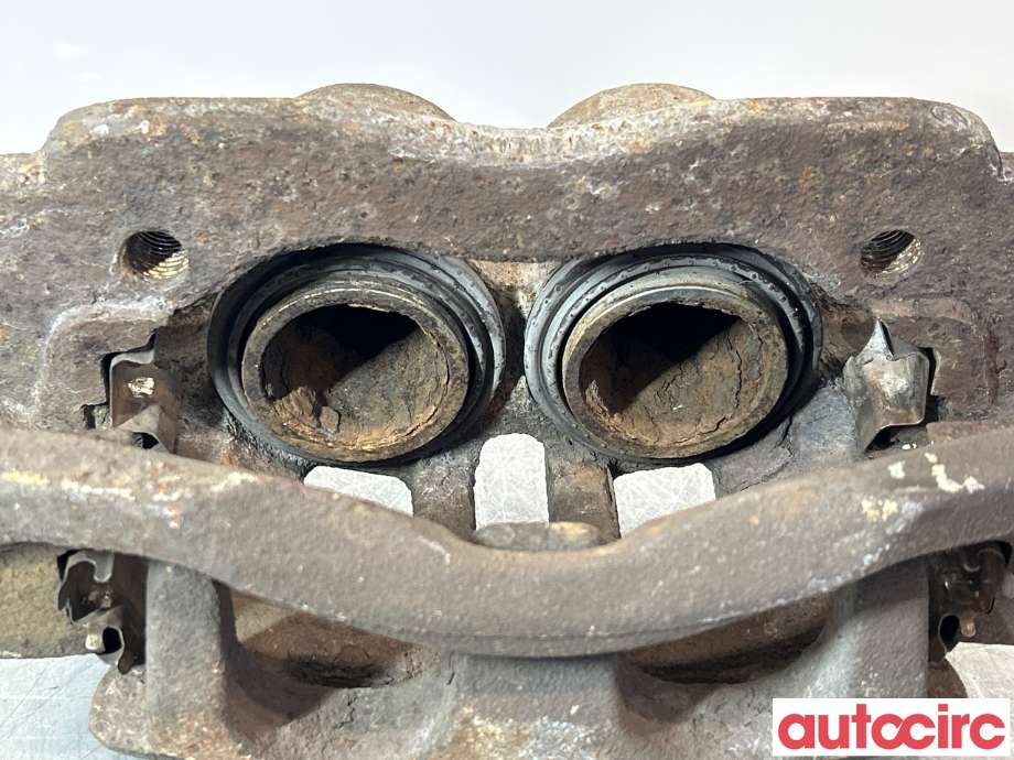 Bremsecaliper venstre foran til Mercedes Vito/Viano 2004-2010 (Fase 1) (W639) (W639) (MERCEDES|A4474207600|)