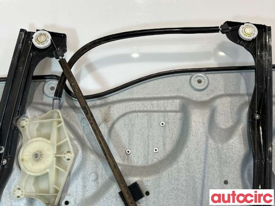 Ruteheis til VW Caddy 2010-2015 (Type III, Fase 2)  (VOLKSWAGEN|2K2837729M||1T0837755M)