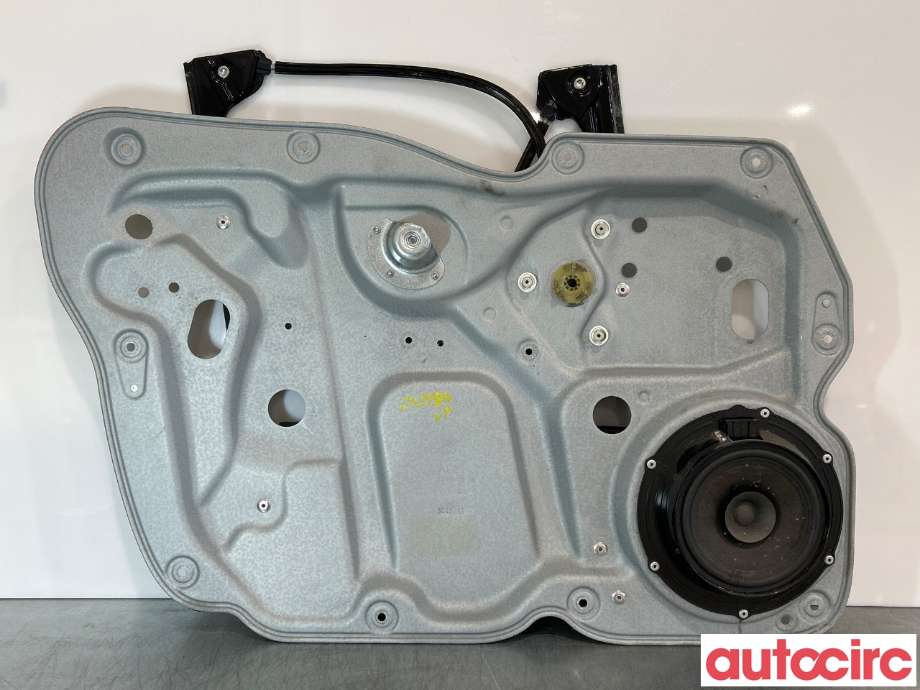 Ruteheis til VW Caddy 2010-2015 (Type III, Fase 2)  (VOLKSWAGEN|2K2837729M||1T0837755M)