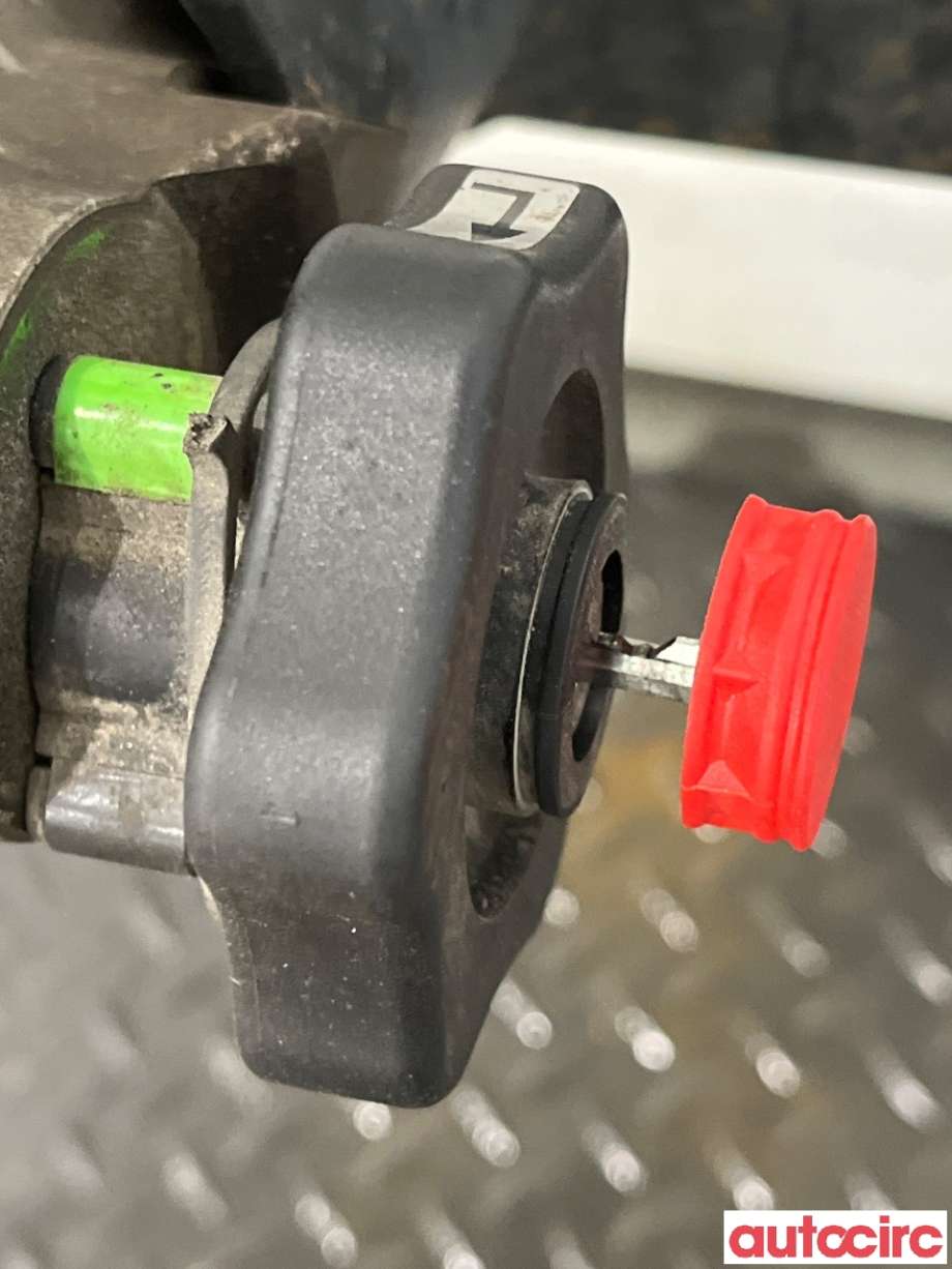Hengerfeste til Ford Transit Connect 2018-->> Type II, Fase 2 (FORD|1893173|FMT69C|DT1J-19D521-CD)