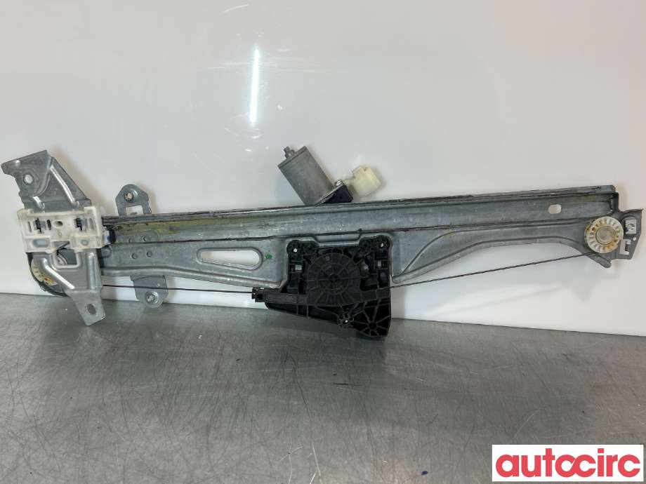 Ruteheis venstre foran til Suzuki SX4 S-CROSS 2013-->> (Type II)  (SUZUKI|83402-61M10|)