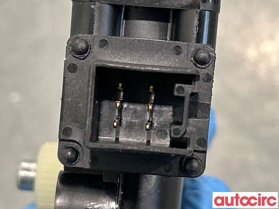 Ruteheis høyre foran til Mazda CX-5 2012-2017 (Type I)  (MAZDA|D651-58-58XB||D6515858X)