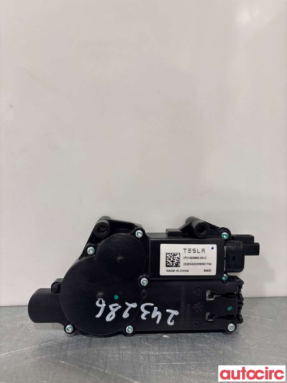 Diverse deler til Tesla Model Y, 2021-2024 (Type I)  (TESLA|1493880-00-C)