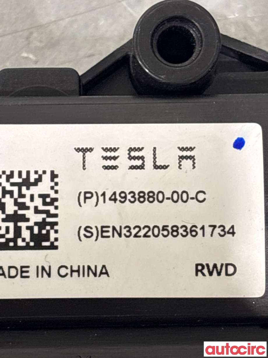 Diverse deler til Tesla Model Y 2021-2024 (Type I)  (TESLA|1493880-00-C|)