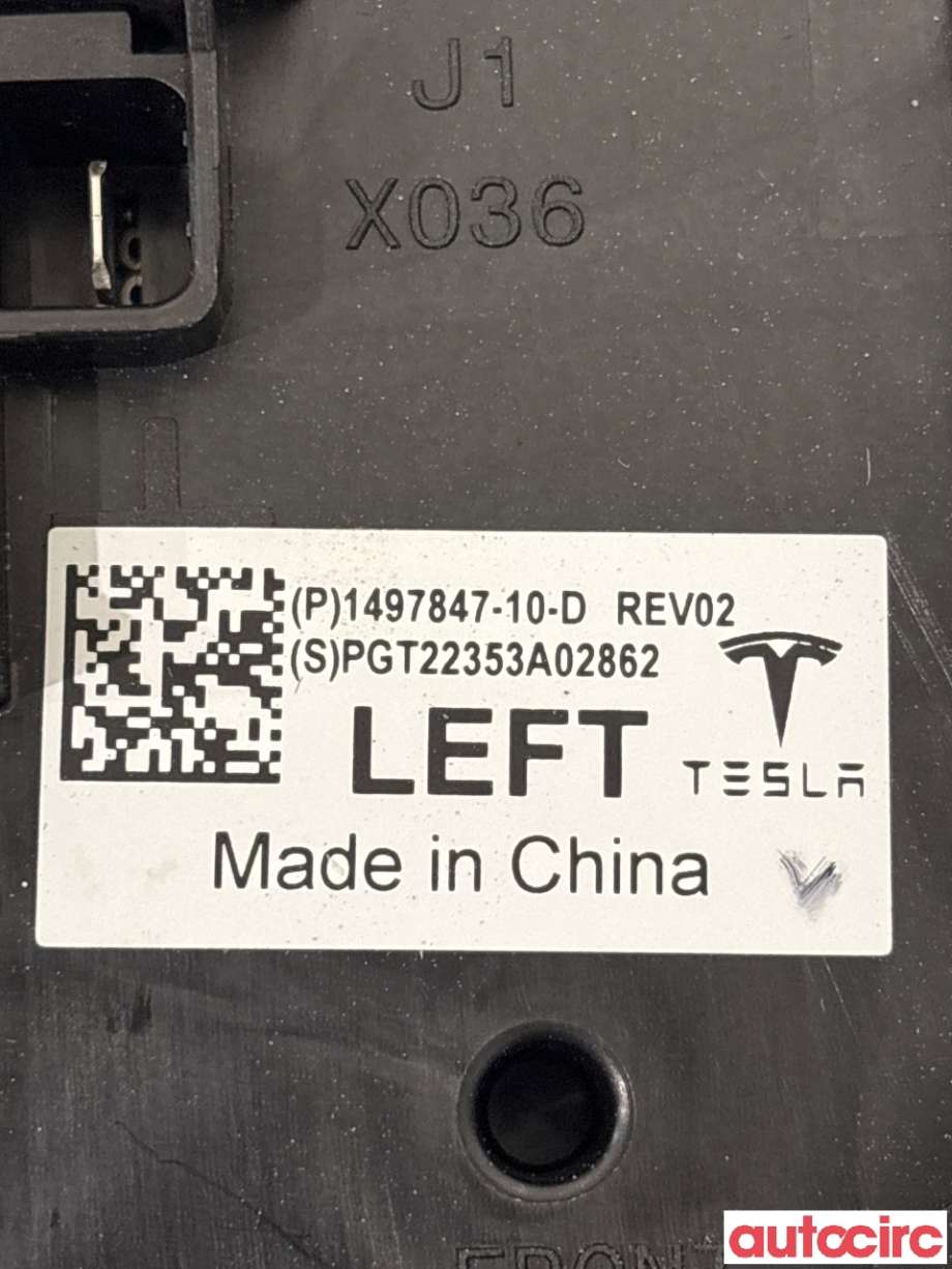 Styreenhet comfort (BCM) til Tesla Model Y 2021-2024 (Type I)  (TESLA|1497847-10-D|)