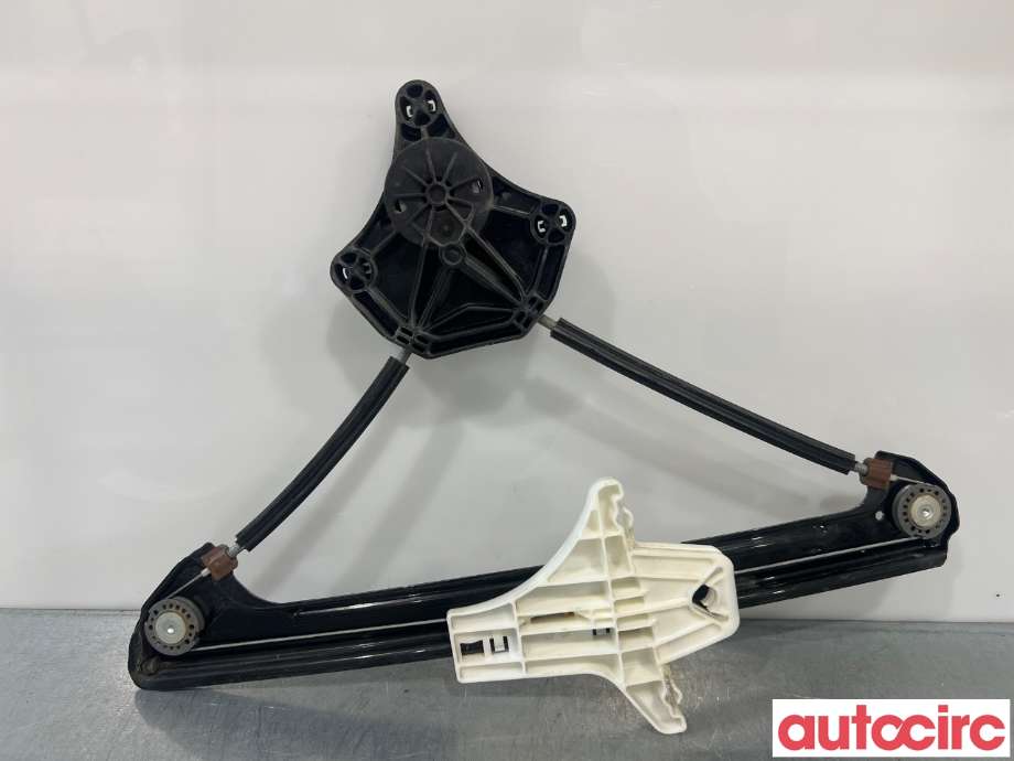 Ruteheis til VW e-Golf 2014-2017 (Fase 1)  (VOLKSWAGEN|5G4839461C|)