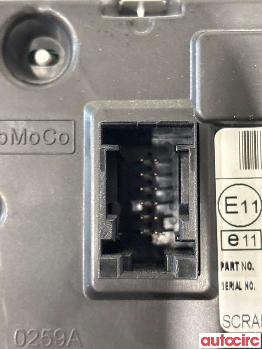 Multimedia display (MCU - Media Controller Unit) til Ford Transit Connect 2018-->> Type II, Fase 2  (FORD|2014481||EM5T-18B955-BD)