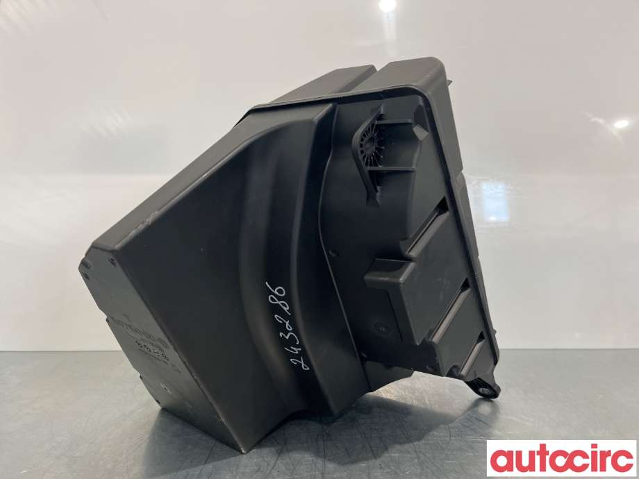 Bilstereo høyttaler til Tesla Model Y 2021-2024 (Type I)  (TESLA|1507154-00-D|)