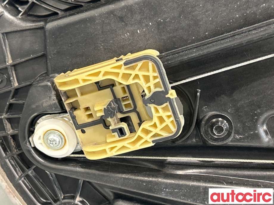 Ruteheis til Volvo XC40 2018-2024  (VOLVO|32353277|)