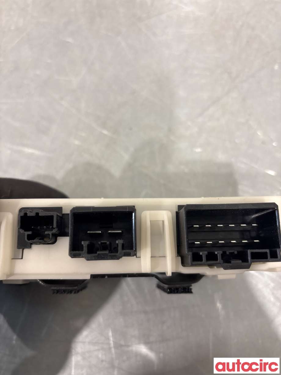 Styreenhet hengerfeste til Ford Transit Connect 2018-->> Type II, Fase 2  (FORD|2469559||DT1J-19H378-CF)