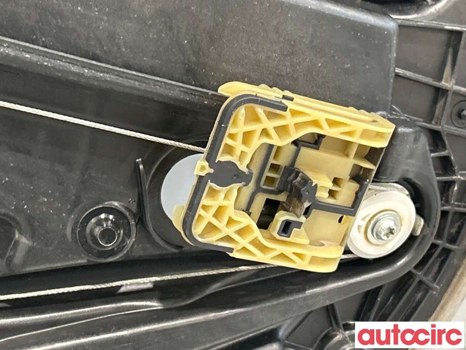 Ruteheis til Volvo XC40 2018-2024  (VOLVO|32353278|)
