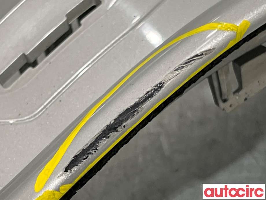 Støtfangerving høyre bak til Volvo XC70 2008-2013 (Type II, Fase 1)  (VOLVO|30744514|)