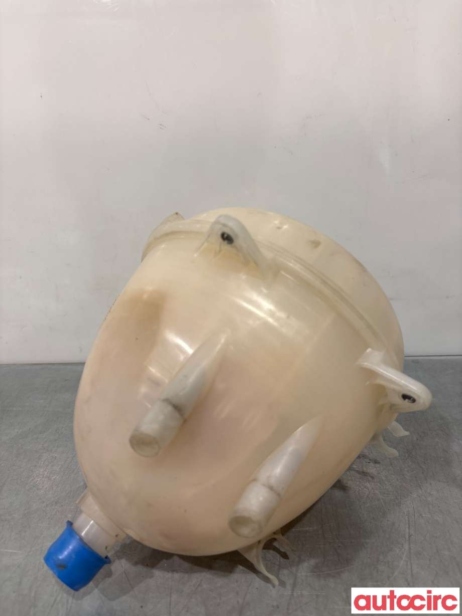 Ekspansjonstank til VW Transporter / Caravelle 2015-2019 (T6) (T6) (VOLKSWAGEN|7E0121407B|)