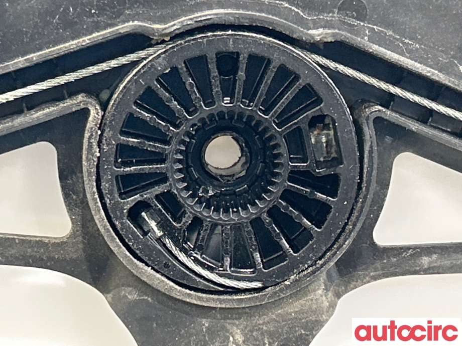 Ruteheis til Škoda Octavia 2013-2016 (Type III, Fase 1) (SKODA|5E0839462|1021-C05539-102)