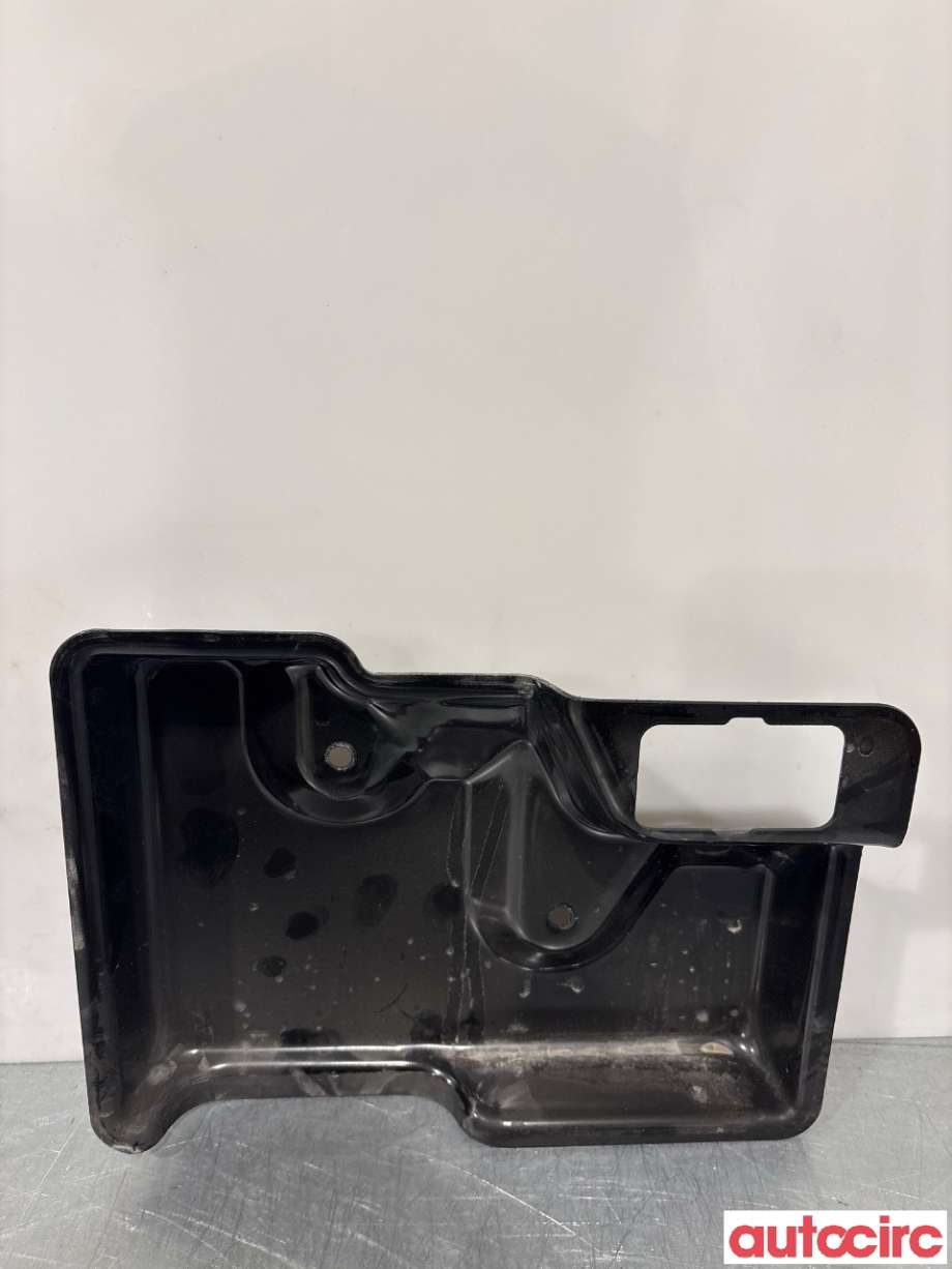 Diverse deler til Tesla Model Y 2021-2024 (Type I)  (TESLA|1497327-00-B|)