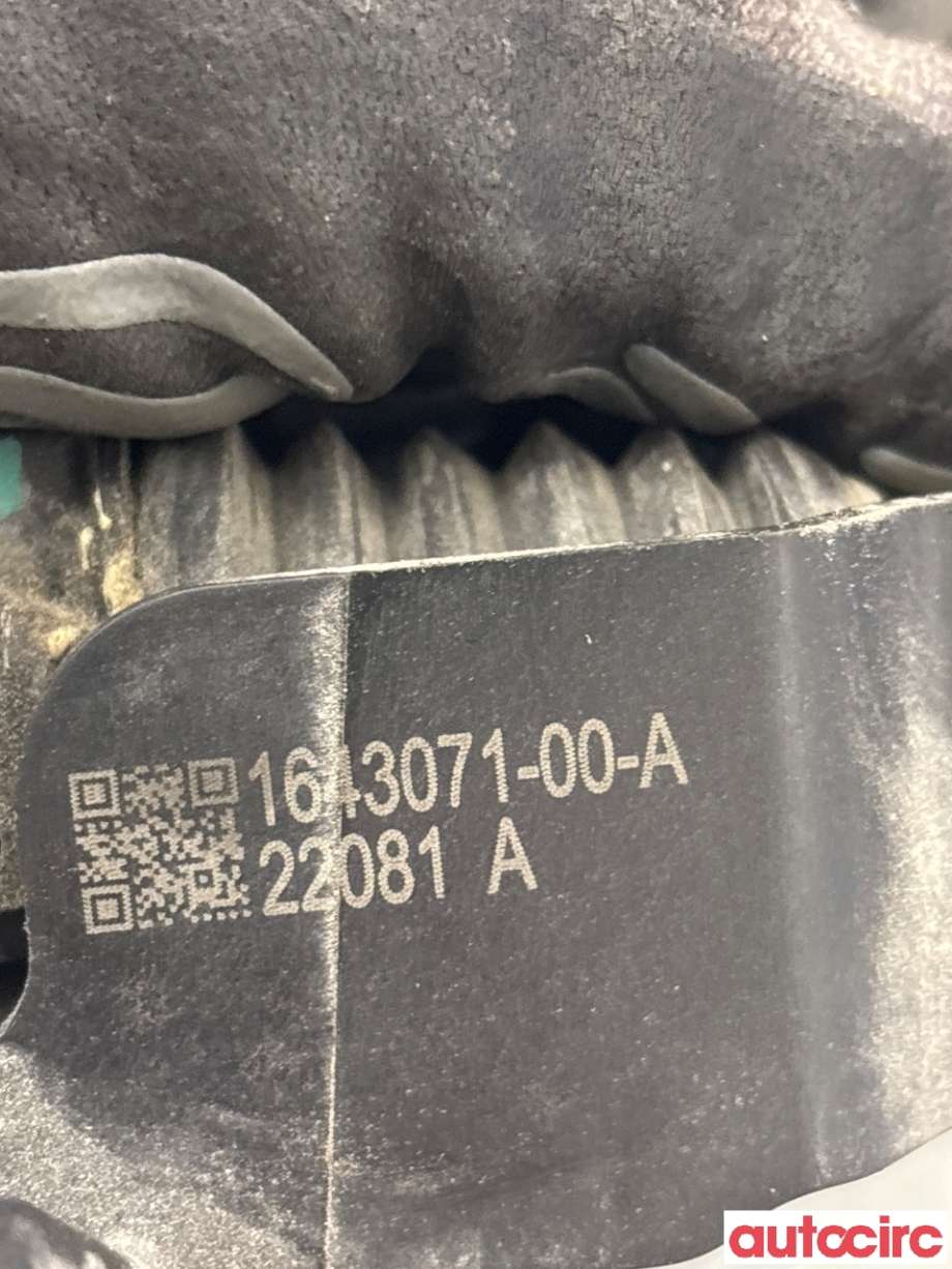 Diverse deler til Tesla Model Y 2021-2024 (Type I)  (TESLA|1643071-00-A|)