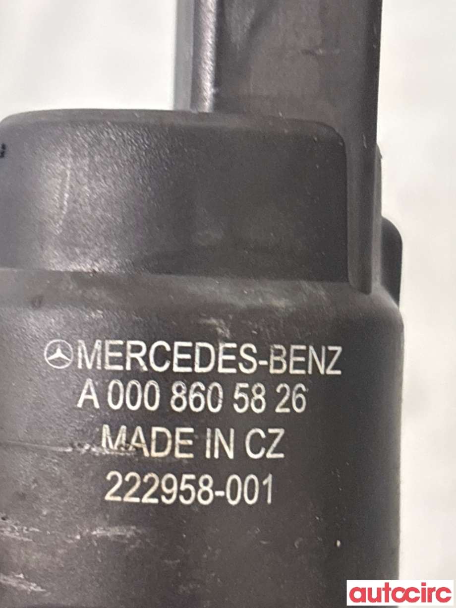 Spylerpumpe foran til Mercedes Vito/Viano 2004-2010 (Fase 1) (W639) (W639) (MERCEDES|A2218690121|A0008605826)