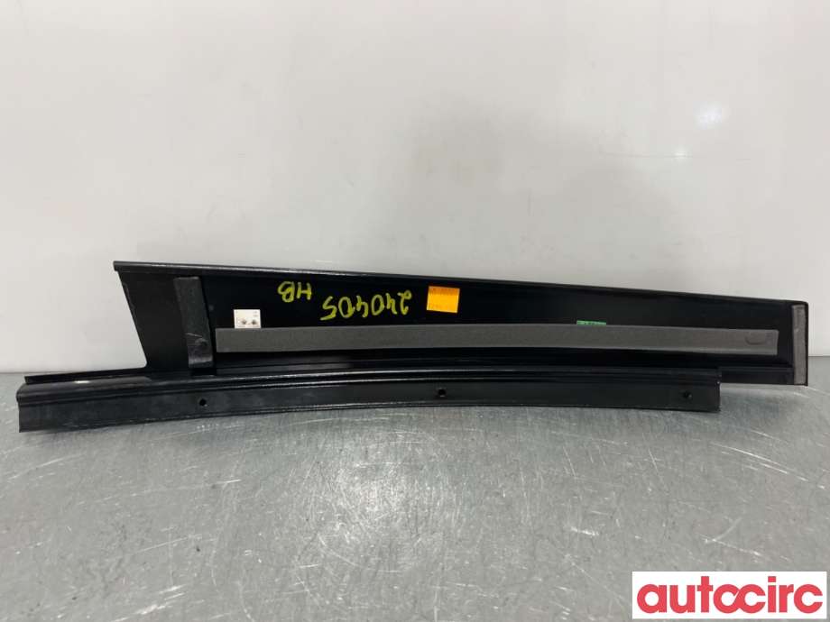 Lister til Mercedes C-Klasse 2007-2011 (Fase 1) (W204) (W204) (MERCEDES|A2046902287|)