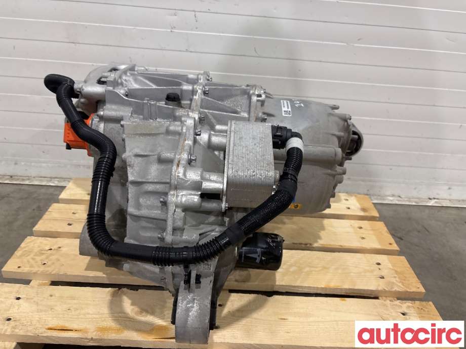 Motor elbil bak til Tesla Model Y 2021-2024 (Type I)  (TESLA|1672096-00-A|3DU|)