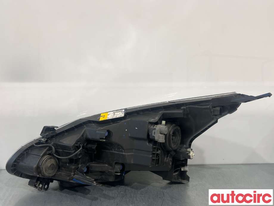 Frontlykt høyre halogen til Nissan NV200 2010-2019  (NISSAN|260104FA1A|)