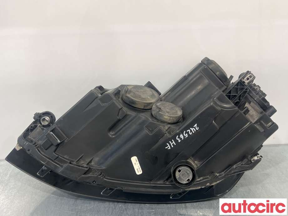 Frontlykt høyre halogen til VW Golf VII 2012-2017 (Fase 1) (VOLKSWAGEN|5G1941006E||5G1941006)