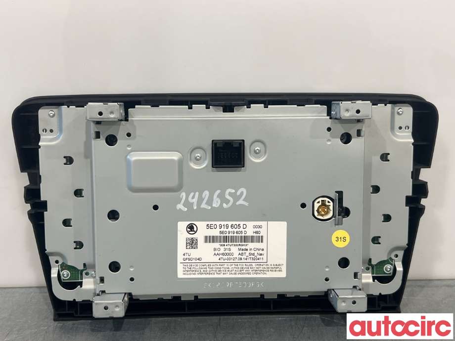 Multimedia display (MCU - Media Controller Unit) til Škoda Octavia 2013-2016 (Type III, Fase 1)  (SKODA|5E0919605D|QFSD104D)
