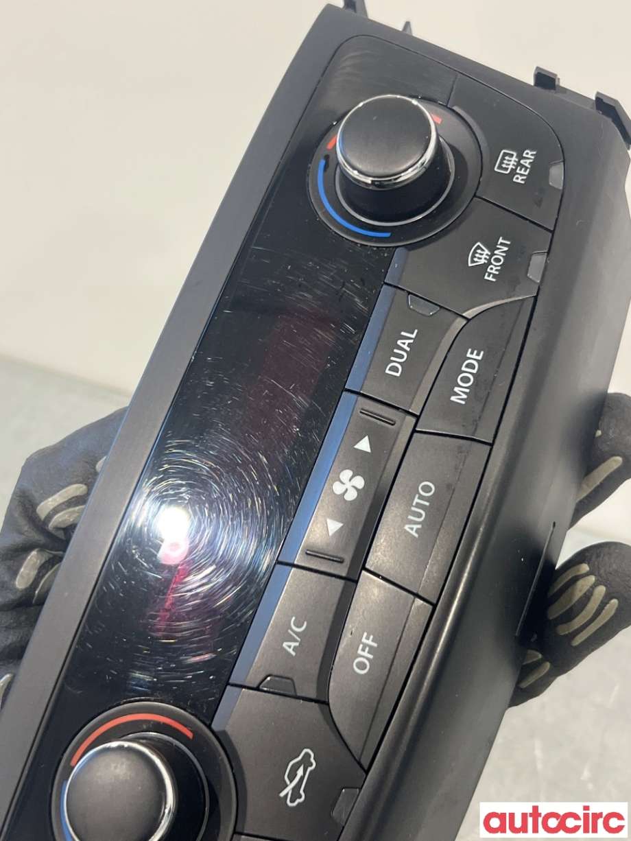 Varmeapparat betjening til Suzuki SX4 S-CROSS 2013-->> (Type II)  (SUZUKI|39510-61M00|)