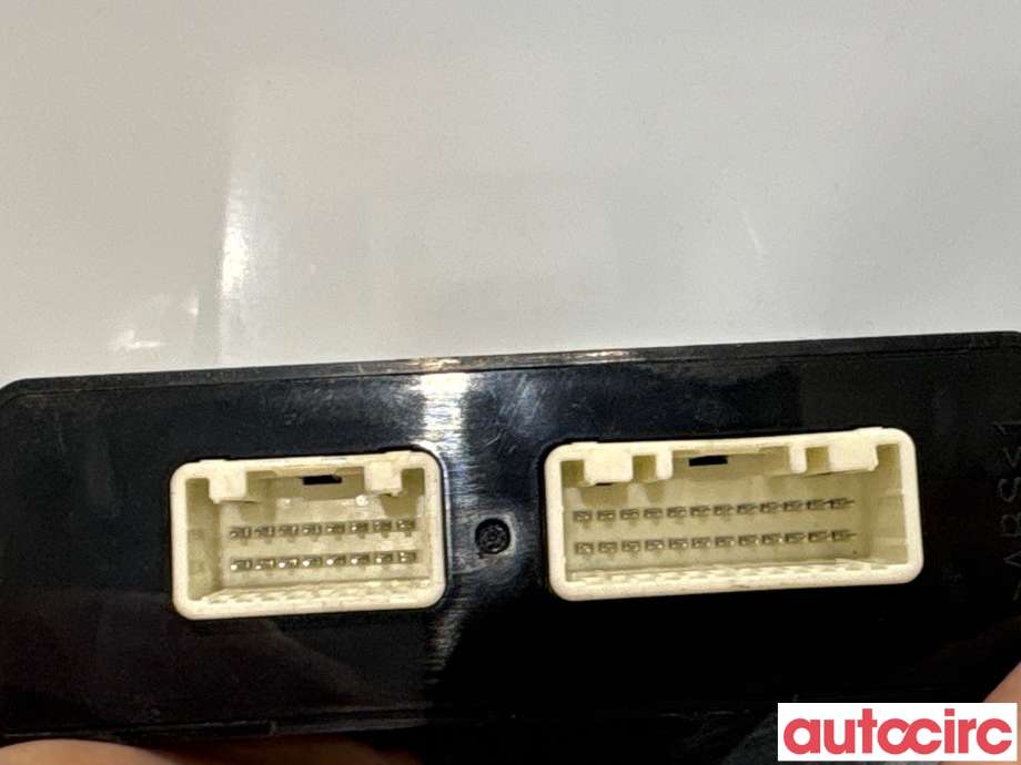 Styreenhet nøkkelfri/keyless til Mitsubishi Outlander 2015-->> (Type III, Fase 2)  (MITSUBISHI|8637B420|GGM-M002-205)