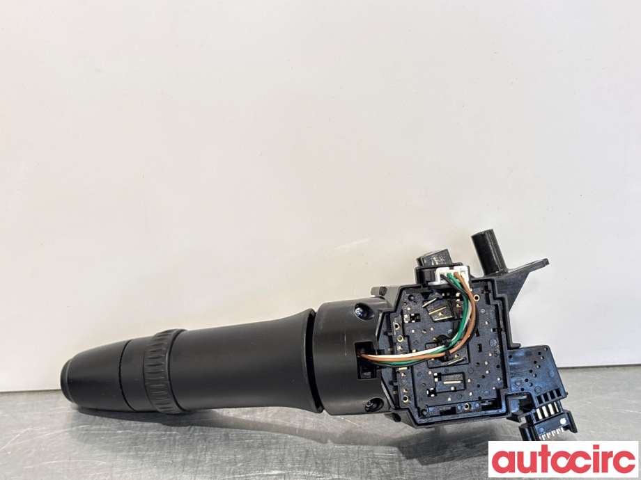 Bryter visker til Mitsubishi Outlander 2015-->> (Type III, Fase 2)  (MITSUBISHI|8612A068|)