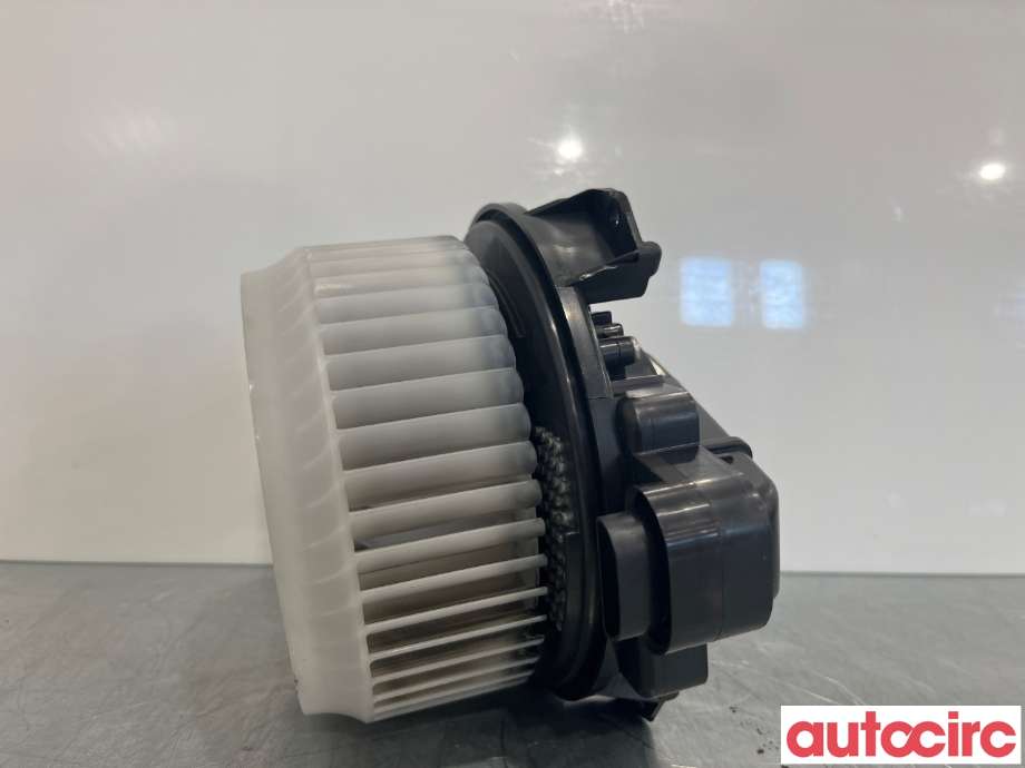 Varmeapparat motor til Toyota RAV4 2009-2013 (Type III, Fase 2)  (TOYOTA|8710342101|)