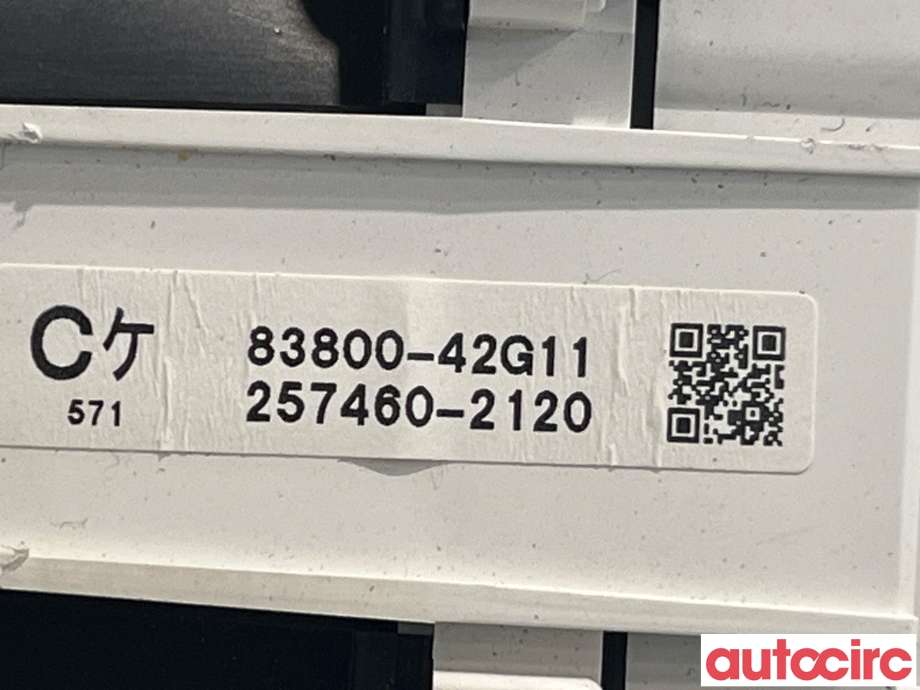 Instrumentpanel til Toyota RAV4 2009-2013 (Type III, Fase 2)  (TOYOTA|8380042G11)