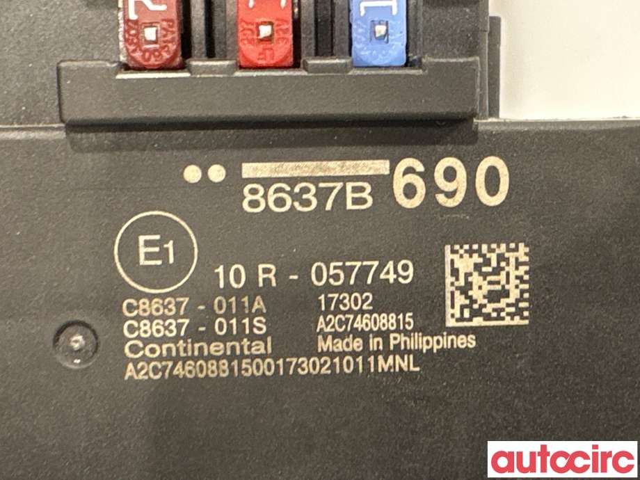 Sikringsboks til Mitsubishi Outlander 2015-->> (Type III, Fase 2)  (MITSUBISHI|8637C630||8637B690)