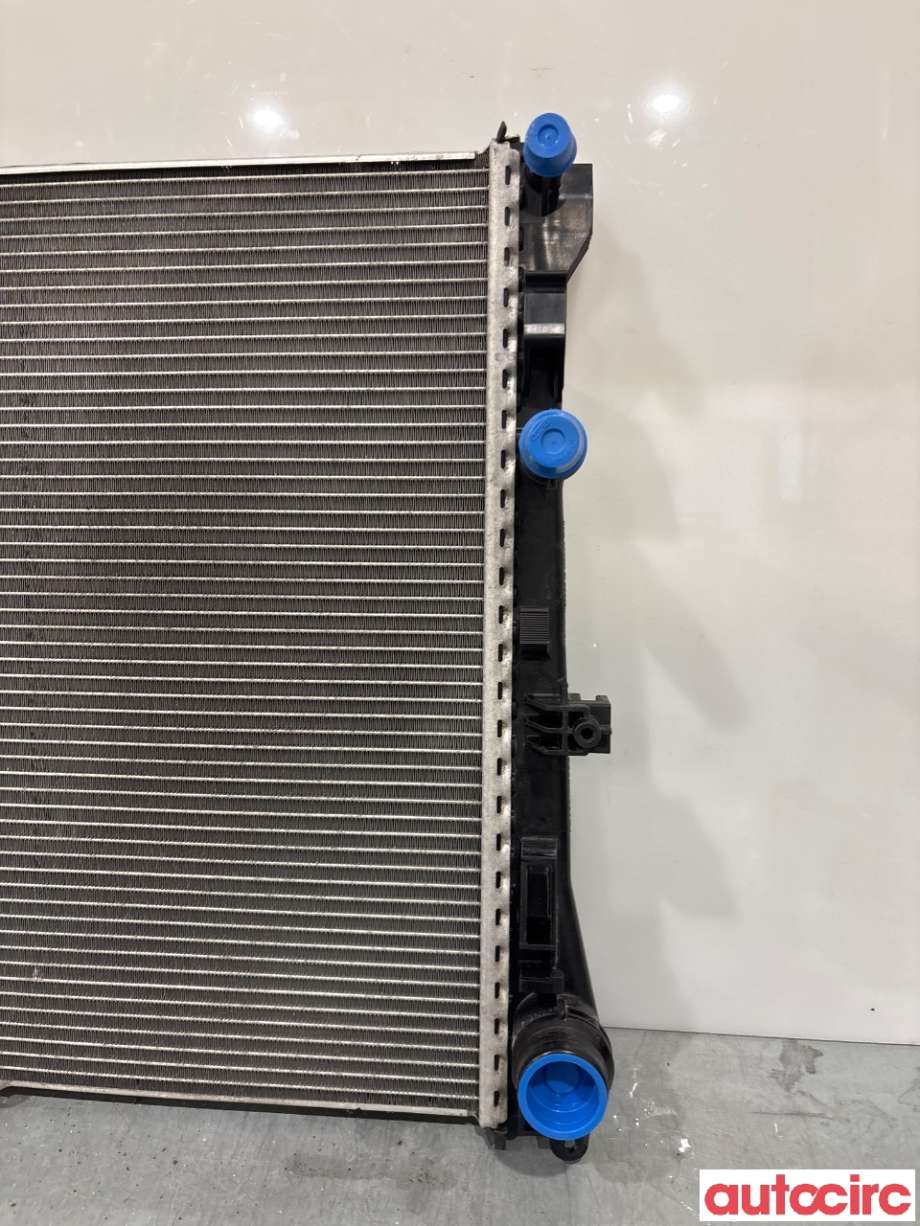 Radiator (automat gir) til Mercedes C-Klasse 2014-2018 (Fase 1) (W205) (W205) (MERCEDES|A0995002203|)