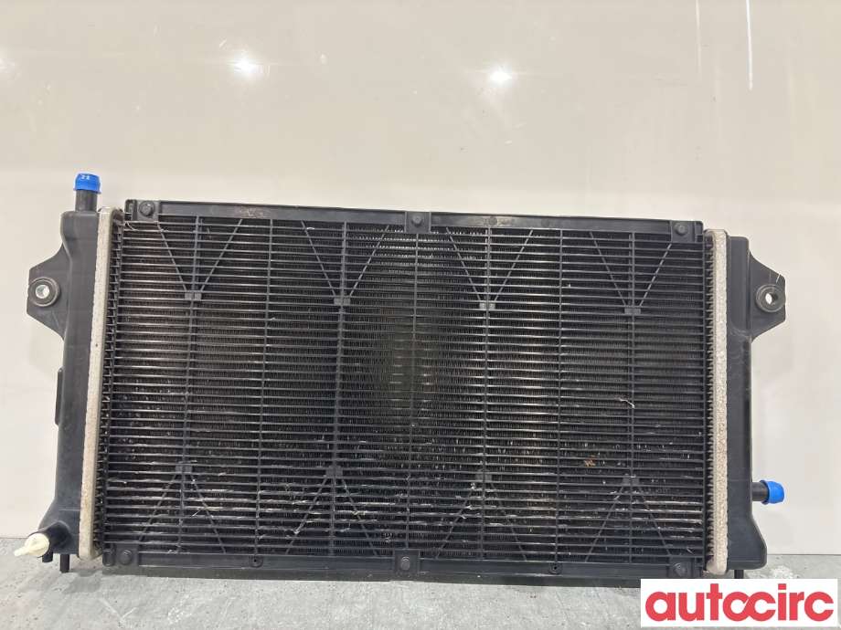 Radiator (automat gir) til Mitsubishi Outlander 2015-->> (Type III, Fase 2)  (MITSUBISHI|1350A898|)